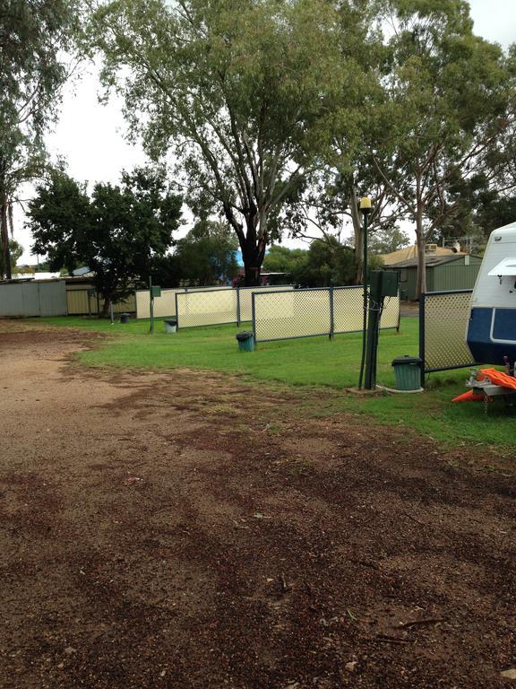Newell Hwy Caravan Park Parkes Exterior foto
